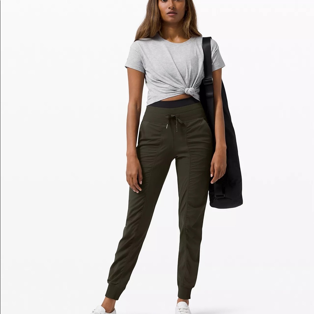 Lululemon Dance studio jogger
